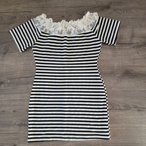 Women's striped t-shirt style dress size M